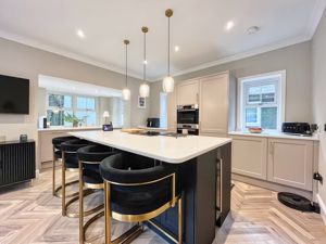 Photo 27- click for photo gallery